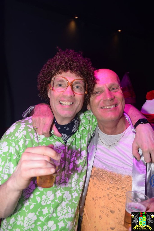 ../Images/Carnavals vrijdagavond in VdG 229.jpg
